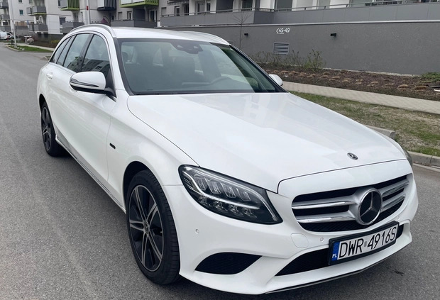 Mercedes-Benz Klasa C cena 96000 przebieg: 172000, rok produkcji 2020 z Wrocław małe 92